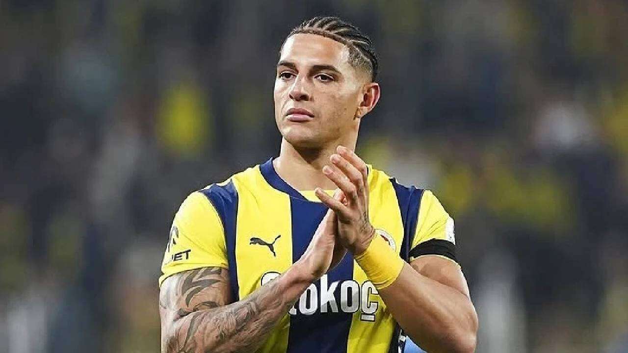 Fenerbahçe'ye 12 milyon euroya imza atmıştı: Aziz Yıldırım bedavaya gönderiyor, 2'nci ayrılığı hiç düşünmeden onayladı! 5